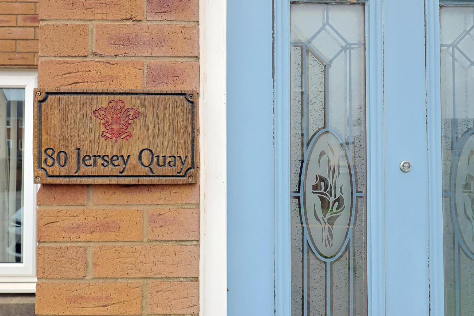 Relaxing 2-Bed Coastal Escape In Port Talbot Apartment Luaran gambar