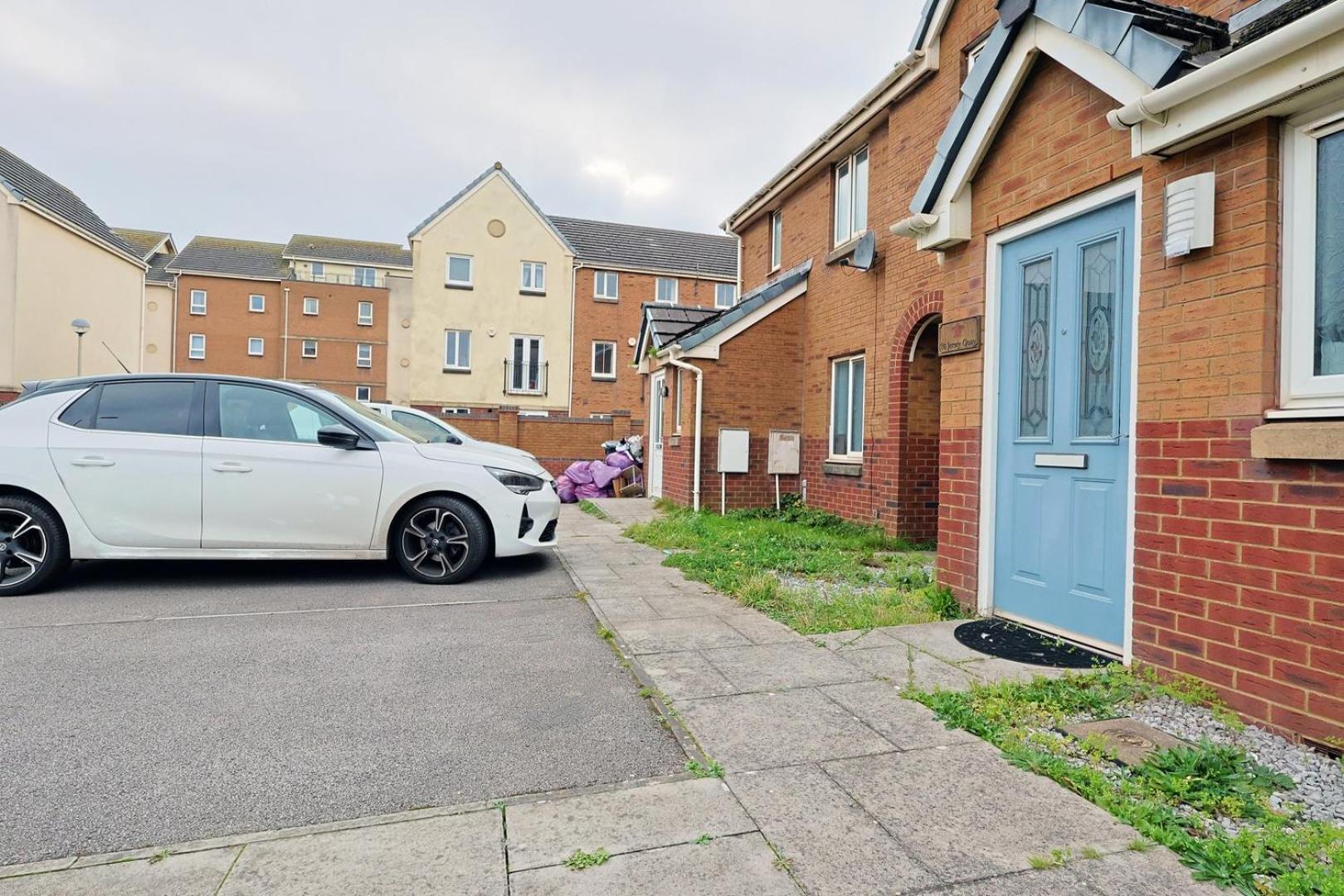 Relaxing 2-Bed Coastal Escape In Port Talbot Apartment Luaran gambar